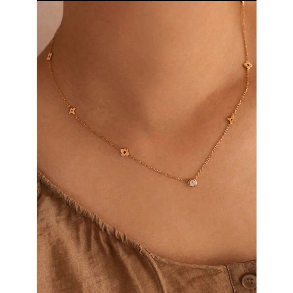 Delicate Gold Clover Station Necklace with Single Cubic Zirconia R 573